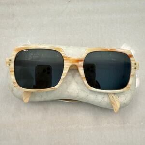 Vintage American Optical Haunting True Color Blonde Wood Grain Square Sunglasses